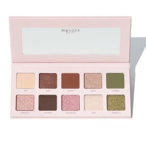WANDER BEAUTY Trailblazer 10 Color Eyeshadow Palette NEW